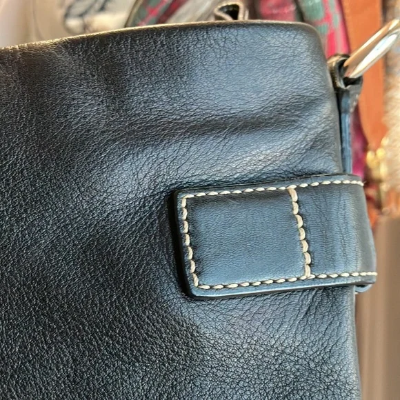 Coach black leather sm/med shoulder bag Serial no G05D-1453 - Picture 10 of 17